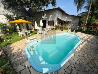 Casa para Venda, em Araruama, bairro Pontinha, 3 dormit�rios, 2 banheiros, 3 su�tes, 2 vagas